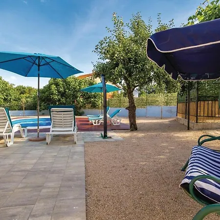 Villa House Antoine Kras