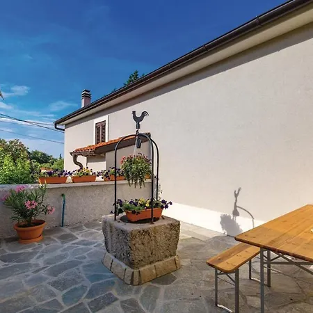 Vila House Antoine