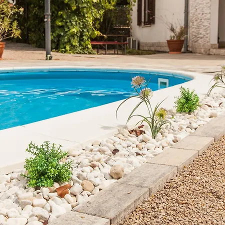 House Antoine Vila *