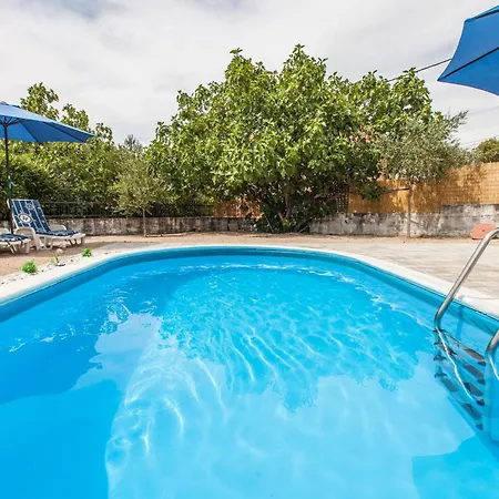 Vila House Antoine Kras